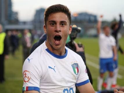 France v Italy UEFA EURO, EM, Europameisterschaft,Fussball U17, U 17 Championship Samuel Giovane of Italy celebrates during the UEFA Euro U17 Championship match at Tallaght Stadium, Tallaght Content Not Available For UK Newspapers Copyright: xYannisxHalasx FIL-13263-0032