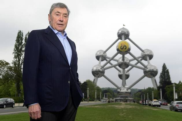 Eddy Merckx posing in front of the Atomium and the artistic installation of Xavier Mineur on the Mont of Arts in Brussels. The start of the Tour de France is only 50 days away from now on. The Grand Depart of the Tour de France with will start from Brussels on 6 and 7 July with two memorable stages. Until then the capital Belgium will get dressed up little by little in the colour of the Tour. Eddy Merckx, our national hero is ambassador of this all on May 17, 2019 in Brussels, Belgium, 17 05 2019 CYCLISME : Tour de France 2019 - Grand Depart - 50 days - Bruxelles - 17 05 2019 PhotoNews Panoramic 