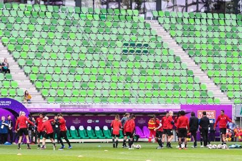 Olympique Lyonnais women at the start of the training during a training session prior to UEFA Women s Champions League final match between Olympique Lyonnais women v FC Barcelona, Barca women on May 17, 2018 at Ferencvaros Stadium in Budapest, Hungary UEFA Women s Champions League 2018 2019 xVIxVIxImagesx xGerritxvanxKeulenxIVx 14485597
