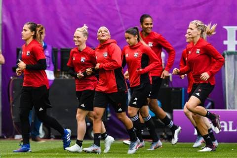 Olympique Lyonnais women at the warming up (M) Shanice van de Sanden of Olympique Lyonnais women during a training session prior to UEFA Women s Champions League final match between Olympique Lyonnais women v FC Barcelona, Barca women on May 17, 2018 at Ferencvaros Stadium in Budapest, Hungary UEFA Women s Champions League 2018 2019 xVIxVIxImagesx xGerritxvanxKeulenxIVx 14485606