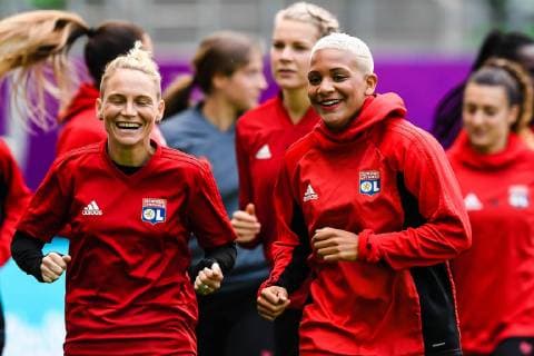 (R) Shanice van de Sanden of Olympique Lyonnais women during a training session prior to UEFA Women s Champions League final match between Olympique Lyonnais women v FC Barcelona, Barca women on May 17, 2018 at Ferencvaros Stadium in Budapest, Hungary UEFA Women s Champions League 2018 2019 xVIxVIxImagesx xGerritxvanxKeulenxIVx 14485608