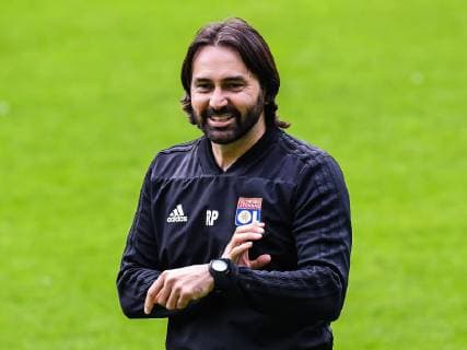 coach Reynald Pedros of Olympique Lyonnais women during a training session prior to UEFA Women s Champions League final match between Olympique Lyonnais women v FC Barcelona, Barca women on May 17, 2018 at Ferencvaros Stadium in Budapest, Hungary UEFA Women s Champions League 2018 2019 xVIxVIxImagesx xGerritxvanxKeulenxIVx 14485643