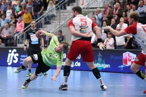 Merten Krings TV Emsdetten 4 past Jan Brosch ASV Hamm Westfalen 5 right , ASV Hamm Westfalen vs. TV Emsdetten, Handball, 2 Bundesliga, 17 05 2019, ASV Hamm Westfalen vs. TV Emsdetten, Handball, 2 Bundesliga, 17 05 2019 Hamm Copyright: xEIBNER JanxStrohdiekx EP_JSK