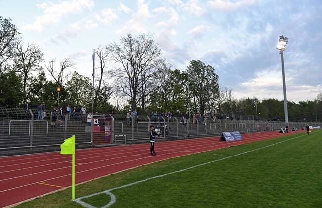 Soccer, Men, Season 2018 2019, NOFV Oberliga Nord 25 Matchday , Tennis Borussia Brandenburger SC Süd 05 4 0 , View of the empty back straight in Mommsenstadion, 26 04 2019, Copyright: xMatthiasxKochx