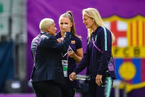 (L-R) Shanice van de Sanden of Olympique Lyonnais women, Lieke Martens of FC Barcelona, Barca women, Stefanie van der Gragt of FC Barcelona women during the UEFA Women s Champions League final match between Olympique Lyonnais women v FC Barcelona women on May 18, 2018 at Ferencvaros Stadium in Budapest, Hungary UEFA Women s Champions League 2018 2019 xVIxVIxImagesx xGerritxvanxKeulenxIVx 14493426