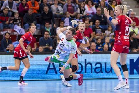 Ludwigsburg, Germany 18 May 2019 HBF 18 19 SG BBM Bietigheim vs Frisch Auf Goeppingen Petra Adamkova Goeppingen , Antje Lauenroth Bietigheim , Kim Naidzinavicius Bietigheim Ludwigsburg MHP Arena Baden Württemberg Germany