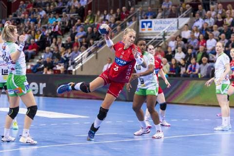 Ludwigsburg, Germany 18 May 2019 HBF 18 19 SG BBM Bietigheim vs Frisch Auf Goeppingen Luisa Schulze Bietigheim , Prudence Kinlend Goeppingen Ludwigsburg MHP Arena Baden Württemberg Germany