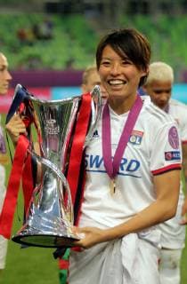 18.05.2019 Budapest(Hungary) Olimpique Lyonnais FC Barcelona, Barca UEFA Champions League final women s football Saki Kumagai Olimpique Lyonnais with European Champions League trophy : 