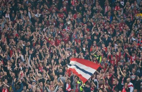 Supporters de l equipe LOSC - ambiance FOOTBALL : Lille OSC vs Angers SCO - Ligue 1 - Lille - 18 05 2019 FedericoPestellini Panoramic 