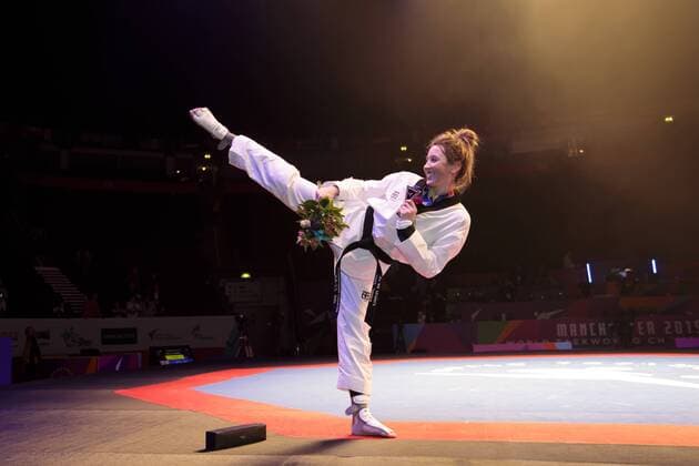 Sport Themen der Woche KW20 Sport Bilder des Tages (190519) -- MANCHESTER, May 19, 2019 (Xinhua) -- Great Britain s Jade Jones poses with her gold medal after beating South Korea s Lee Ah-Reum in the women s -57kg final at the World Taekwondo Championships 2019 in Manchester, Britain on May 18, 2019. Jones won 14-7. (Xinhua Jon Super) (SP)BRITAIN-MANCHESTER-TAEKWONDO World Championship, WM, Weltmeisterschaft DAY 4 