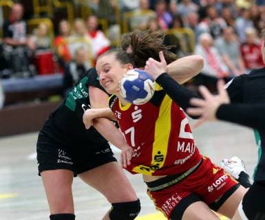 lsp 1 Handball Bundesliga Season 2018 2019 HSG Bensheim vs VfL Oldenburg 18 05 2019 Bensheim v l Julia Maidhof Bensheim Action, duel ba