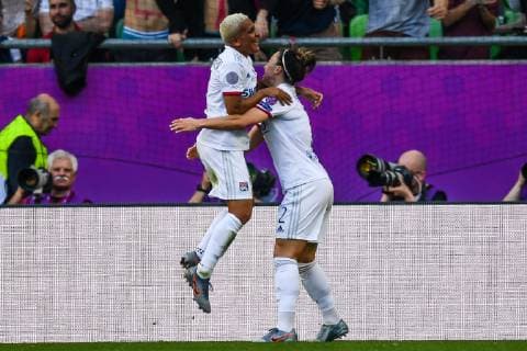 (L-R) Shanice van de Sanden of Olympique Lyonnais women, Lucy Bronze of Olympique Lyonnais women during the UEFA Women s Champions League final match between Olympique Lyonnais women v FC Barcelona, Barca women on May 18, 2018 at Ferencvaros Stadium in Budapest, Hungary UEFA Women s Champions League 2018 2019 xVIxVIxImagesx xGerritxvanxKeulenxIVx 14507816