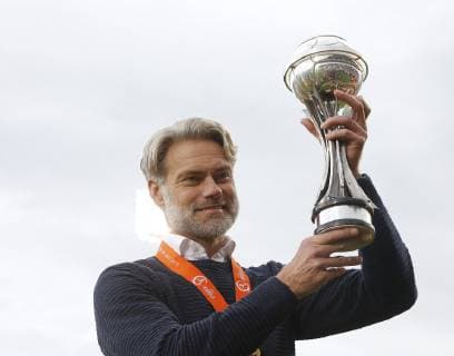 19th May 2019, Tallaght Stadium, Dublin, Ireland; UEFA Under 17 European Football Championships Final, Netherlands versus Italy; Peter Van Der Veen Netherlands head coach celebrate his teams victory with the trophy  ActionPlus12136311 PeterxFitzpatrick