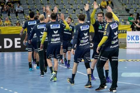 Players of the Rhein Neckar Löwen, clap their hands before the game, motivate themselves for the game, motivation, anticipation, confidence, confident, action, action, 23 05 2019, Mannheim, handball, DKB Bundesliga, Rhein Neckar Löwen FRISCH AUF Göppingen xozx