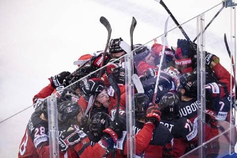 190523 Players of Canada celebrates after 2 3 during the 2019 IIHF Ice Hockey World Championship quarterfinal game between Canada and Switzerland on May 23, 2019 in Kosice Photo Joel Marklund BILDBYRAN kod JM 87956,  Copyright: JOELxMARKLUND BB190523JM044