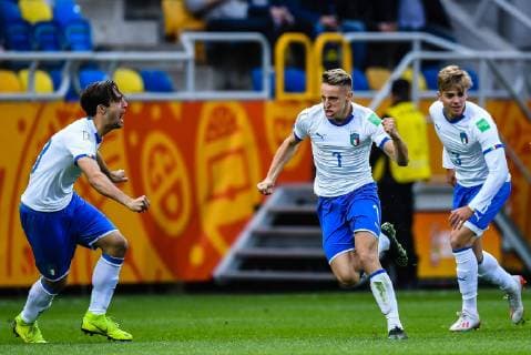 (L-R) Gabriele Gori of Italy U20, Davide Frattesi of Italy U20, Alessandro Tripaldelli of Italy U20 during the FIFA U-20 World Cup Poland 2019 group B match between Mexico U20 and Italy U20 at Gdynia Stadium on May 23, 2019 in Gdynia, Poland FIFA U-20 World Cup Poland 2019 2018 2019 xVIxVIxImagesx xGerritxvanxKeulenxIVx 14540214