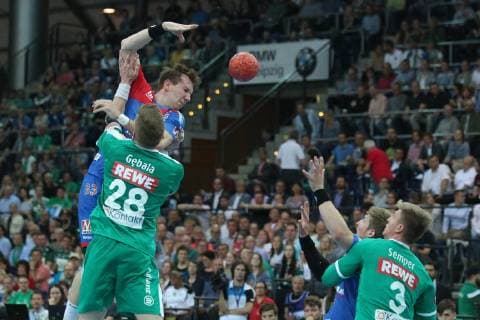 SC DHfK Leipzig vs. HC Erlangen, DKB HBL, 23 05 19 Handball, 1 Bundesliga, Season 2018 2019, 32 Matchday SC DHfK Leipzig vs. HC Erlangen on 23 05 19 in the Arena Leipzig In the picture Nikolai Link 33, Erlangen vs. Maciej GEBALA 28, DHfK Leipzig