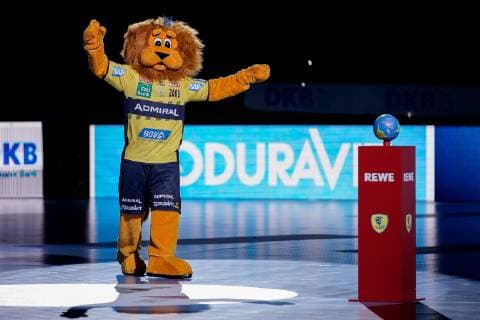 Lion Conny Mascotchen, RNL , Freisteller, Ganzkörper, Einzelbild, Action, Action, macht Stimmung vor dem Spiel, 23 05 2019, Mannheim, Handball, DKB Bundesliga, Rhein Neckar Löwen FRISCH AUF Göppingen xozx