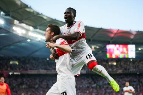 Christian Gentner VfB Stuttgart celebrates his goal to 1 0 with Chadrac Akolo VfB Stuttgart DFB regulations prohibit any use of photographs as image sequences and or quasi video GER, Fussball, 1 Bundesliga Relegation, VfB Stuttgart Union Berlin, 20 04 2019 Stuttgart Copyright: xTomxWellerx xEibner-Pressefotox EP_eer