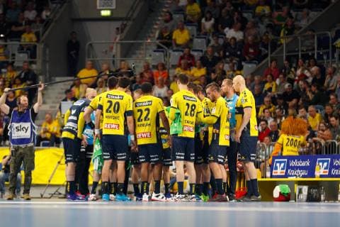 Rhein Neckar Loewen Goeppingen Mannheim, Germany 23 May 2019 Handball Bundesliga 31 Matchday, in the SAP Arena The team of Rhein Neckar Loewen in the break Team