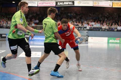 Lukas Saueressig HBW Balingen Weilstetten 26 against Andre Kropp TV Emsdetten 31 left and Yannick Terhaer TV Emsdetten 7 middle , TV Emsdetten vs HBW Balingen Weilstetten, Handball, 2 Bundesliga, 24 05 2019, TV Emsdetten vs HBW Balingen Weilstetten, Handball, 2 Bundesliga, 24 05 2019 Emsdetten Copyright: xEIBNER JanxStrohdiekx EP_JSK