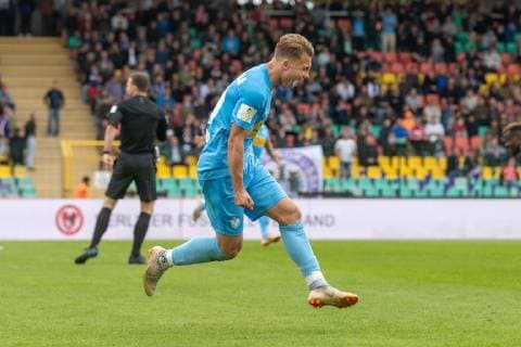 Soccer Berlin 25 05 2019 Final at AOK Landespokal Berlin 2018 2019 Tennis Borussia Berlin white FC Viktoria 1889 Berlin blue Jubilation after the goal to 0 1 by Rafael Brand