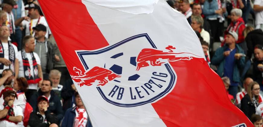 RB Leipzig Bayern Muenchen Fussball DFB Pokal Finale Berlin, 25 05 2019, Fussball, DFB Pokal, Finale , Rasenballsport Leipzig vs. FC Bayern München , Im Bild Fans of RB Leipzig , In accordance with the guidelines of the DFB Deutscher Fussballbund , it is prohibited to use or have used photographs taken in the stadium and or from the match in the form of sequence pictures and or video-like photo sequences,