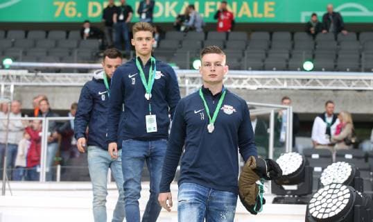 RB Leipzig Bayern Munich Soccer DFB Cup Final Berlin, 25 05 2019, Olympic Stadium, Soccer, DFB Cup, Final , RB Leipzig vs. FC Bayern Munich , In the picture Juniors of RB Leipzig, Silver Medal Winner in the DFB Cup Front Erik Majetschak 13, RB Leipzig and Marcel Hoppe 19, RB Leipzig , award ceremony of yesterdays A Junioren Cup final between RB Leipzig and VfB Stuttgart , DFB regulations prohibit any use of photographs as image sequences and or quasi video ,