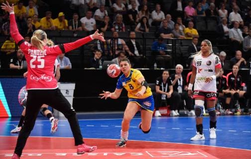 Flippes Laura ( Metz ) - Pandzic Amra ( Brest ) HANDBALL : Brest Bretagne HB vs Metz HB - Coupe de France - 25 05 2019 FedericoPestellini Panoramic 