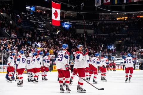 190525 Jan Kolar of Czech Republic thank the supporters after the 2019 IIHF Ice Hockey World Championship semifinal game between Canada and Czech Republic on May 25, 2019 in Bratislava Photo Joel Marklund BILDBYRAN kod JM 87960,  Copyright: JOELxMARKLUND BB190525JM078