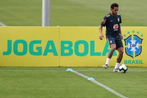 Brazil soccer team s player Neymar participates in a training session at the Comary Farm, headquarter of the team in Teresopolis, Rio de Janeiro, Brazil, on 25 May 2019. Brazil s is getting ready to the Copa America that will be held between 14 June and 7 July. Trainning session of the Brazil s soccer team !ACHTUNG: NUR REDAKTIONELLE NUTZUNG!  Copyright: xMARCELOxSAYÃOx AME6141 20190525-636944213217633547