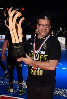 Joie de Eric Mathe ( entraineur Chambery ) - trophee HANDBALL : Chambery Savoie Mont Blanc HB vs Dunkerque HB Grand Littoral - Coupe de France - 25 05 2019 FedericoPestellini Panoramic 
