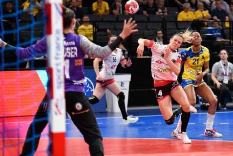 Tissier Amandine ( Brest ) - Glauser Laura ( Metz ) HANDBALL : Brest Bretagne HB vs Metz HB - Coupe de France - 25 05 2019 FedericoPestellini Panoramic 