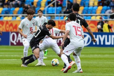 26.05.2019 GDYNIA UL. OLIMPIJSKA (POLAND) PILKA NOZNA (FOOTBALL) MISTRZOSTWA SWIATA W PILCE NOZNEJ DO LAT 20 (FIFA UNDER 20 WORLD CUP) MECZ (GAME) MEKSYK U20 - JAPONIA U20 (MEXICO U20 - JAPAN U20) NZ KEITO NAKAMURA, DIEGO LAINEZ FOTO TADEUSZ SKWIOT CYFRASPORT NEWSPIX.PL --- Newspix.pl  20190525TSCS6318