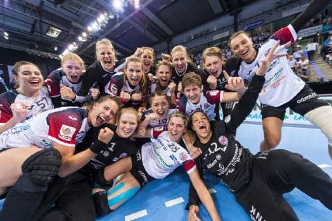Stuttgart, Germany 26 May 2019 HBF Cup final Thuringia HC vs SG BBM Bietigheim the team from Thuringia HC, final jubilation final jubilation emotion joy Stuttgart Porsche Arena Baden Württemberg Germany