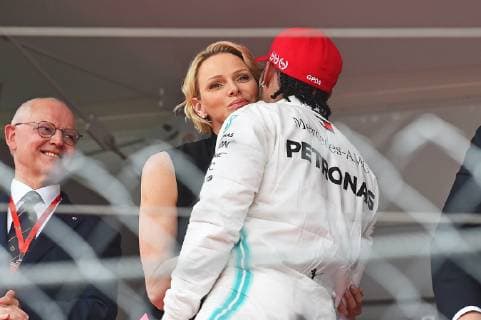 26 05 2019, xekx, Formula 1 FIA, 2019 Monaco Grand Prix race emspor, v l Charlene of Monaco congratulates winner Lewis Hamilton Mercedes AMG Petronas DFL DFB REGULATIONS PROHIBIT ANY USE OF PHOTOGRAPHS as IMAGE SEQUENCES and or QUASI VIDEO Monte Carlo eel-fotografie Eberhard Krieger