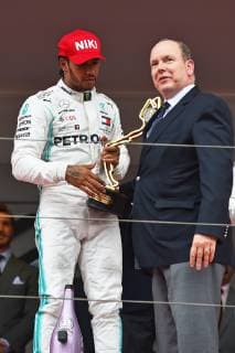 26 05 2019, xekx, Formula 1 FIA, 2019 Monaco Grand Prix race emspor, Albert II Prince of Monaco congratulates winner Lewis Hamilton Mercedes AMG Petronas DFL DFB REGULATIONS PROHIBIT ANY USE OF PHOTOGRAPHS as IMAGE SEQUENCES and or QUASI VIDEO Monte Carlo eel-fotografie Eberhard Krieger