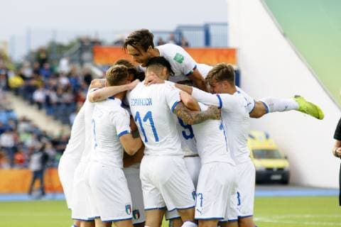 BYDGOSZCZ 26.05.2019 MECZ GRUPA B MISTRZOSTWA SWIATA DO LAT 20 U20 W PILCE NOZNEJ 2019: EKWADOR - WLOCHY --- 2019 FIFA U-20 WORLD CUP GROUP B MATCH: ECUADOR - ITALY ANDREA PINAMONTI , RADOSC GOL CELEBRATION GOAL , DRUZYNA TEAM WLOCHY ITALY FOT. MATEUSZ BOSIACKI 400MM.PL NEWSPIX.PL --- Newspix.pl  190526BOS008