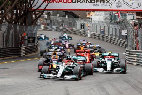 Start of the race, Hamilton stays ahead, Monaco Grand Prix 2019, Motorsport, Formula 1, 26 05 2019, Monaco Grand Prix 2019, Motorsport, Formula 1, 26 05 2019 Copyright: xEIBNER AlexanderxNeisx EP_ANS