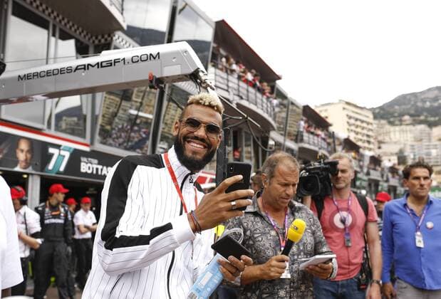 Motorsports: FIA Formula One World Championship, WM, Weltmeisterschaft 2019, Grand Prix of Monaco, Eric Maxim Choupo-Moting, Kai Ebel (GER, RTL Television), Monte Carlo Monaco