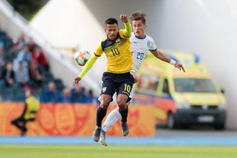 26.05.2019 Bydgoszcz Pilka nozna Mistrzostwa Swiata U20, faza grupowa, Ekwador U20 - Wlochy U20 N z Jordan Rezabala, Salvatore Esposito Foto Adam Starszynski PressFocus 26.05.2019 Bydgoszcz Football FIFA World Cup, WM, Weltmeisterschaft, Fussball under 20, group stage, Ecuador U20 - Italy U20 Jordan Rezabala, Salvatore Esposito Credit Adam Starszynski PressFocus 