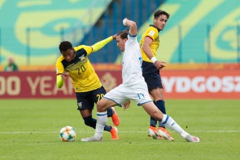 26.05.2019 Bydgoszcz Pilka nozna Mistrzostwa Swiata U20, faza grupowa, Ekwador U20 - Wlochy U20 N z Gonzalo Plata, Luca Pellegrini Foto Adam Starszynski PressFocus 26.05.2019 Bydgoszcz Football FIFA World Cup, WM, Weltmeisterschaft, Fussball under 20, group stage, Ecuador U20 - Italy U20 Gonzalo Plata, Luca Pellegrini Credit Adam Starszynski PressFocus NEWSPIX.PL --- Newspix.pl  20190526PF_AS150