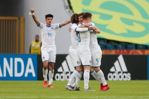 26.05.2019 Bydgoszcz Pilka nozna Mistrzostwa Swiata U20, faza grupowa, Ekwador U20 - Wlochy U20 N z Andrea Pinamonti, Matteo Gabbia Foto Adam Starszynski PressFocus 26.05.2019 Bydgoszcz Football FIFA World Cup, WM, Weltmeisterschaft, Fussball under 20, group stage, Ecuador U20 - Italy U20 Andrea Pinamonti, Matteo Gabbia Credit Adam Starszynski PressFocus NEWSPIX.PL --- Newspix.pl  20190526PF_AS164