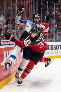 190526 Jani Hakanpää of Finland and Anthony Mantha of Canada during the 2019 IIHF Ice Hockey World Championship gold medal game between Canada and Finland on May 26, 2019 in Bratislava Photo Joel Marklund BILDBYRAN kod JM 87962,  Copyright: JOELxMARKLUND BB190526JM084