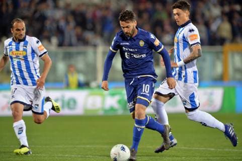 Fußball, Italien, Aufstiegrunde zur Serie A, Delfino Pescara - Hellas Verona Foto Fabio Urbini LaPresse 26 Maggio 2019 Pescara (PE) Italia calcio Pescara vs Hellas Verona - Campionato di calcio Serie BKT 2018 2019 - stadio Cornacchia. Nella foto:Di Carmine Hellas Verona Fabio Urbini LaPresse May 26, 2019 Pescara (PE) Italy sport soccer Pescara vs Hellas Verona - Italian Football Championship League BKT 2018 2019 - Cornacchia stadium. In the pic: Di Carmine Hellas Verona  Copyright: xFabioxUrbini LaPressex