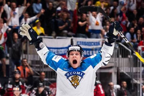 190526 Juhani Tyrväinen and Harri Pesonen of Finland celebrate after 1 3 during the 2019 IIHF Ice Hockey World Championship gold medal game between Canada and Finland on May 26, 2019 in Bratislava Photo Joel Marklund BILDBYRAN kod JM 87962,  Copyright: JOELxMARKLUND BB190526JM096