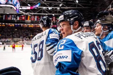 190526 Harri Pesonen of Finland celebrate after 1 3 during the 2019 IIHF Ice Hockey World Championship gold medal game between Canada and Finland on May 26, 2019 in Bratislava Photo Joel Marklund BILDBYRAN kod JM 87962,  Copyright: JOELxMARKLUND BB190526JM100