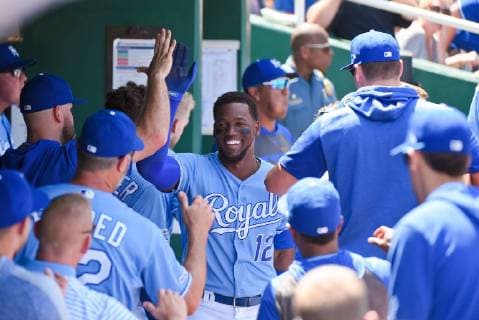 May 26, 2019: Kansas City Royals designated hitter Jorge Soler (12) gets high fives from teammates after hitting a home run in the bottom of the fifth inning during an American League game between the New York Yankees and the Kansas City Royals held at Kaufmann Stadium in Kansas City, MO CSM MLB, Baseball Herren, USA 2019: Yankees vs Royals May 26 - ZUMAc04_ 20190526_zaf_c04_232 Copyright: xRichardxUlreichx