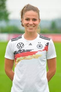 Melanie Leupolz Grassau, Germany, 27 05 2019, 27 05 2019, Grassau, Football, DFB Women, DFB DFL REGULATIONS PROHIBIT ANY USE OF PHOTOGRAPHS AS IMAGE SEQUENCES AND OR QUASI VIDEO xklx