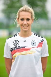 Lena Goeßling Grassau, Germany, 27 05 2019, 27 05 2019, Grassau, Football, DFB Women, DFB DFL REGULATIONS PROHIBIT ANY USE OF PHOTOGRAPHS AS IMAGE SEQUENCES AND OR QUASI VIDEO xklx